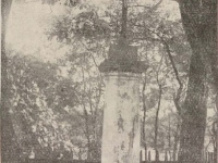 Kapliczka po kościele w Rudzie Bugaj